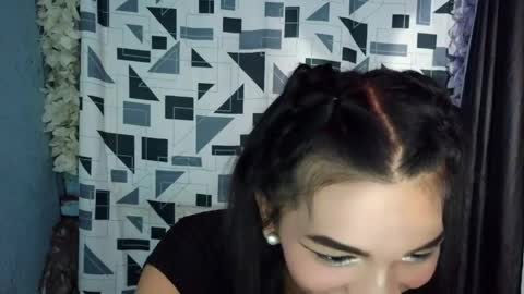 Snapshot of horny_rhiana chatting on 04/23/26, 05:41 Rhiana online show from 04/23/26, 05:41