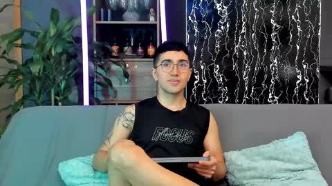 Alex and Camilo online show from 05/31/26, 02:35