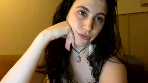 Snapshot of hornybaby675 chatting on 12/11/24, 06:04 Tina baby online show from 12/11/24, 06:04