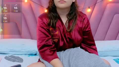 Snapshot of hornybarelylegalgirl chatting on 10/23/25, 12:48 Khloe online show from 10/23/25, 12:48