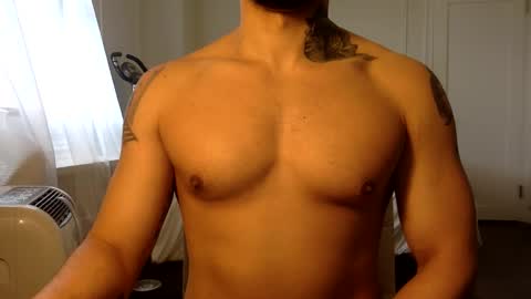 Snapshot of hornybbcxx chatting on 12/19/25, 06:04 hornybbcxx online show from 12/19/25, 06:04