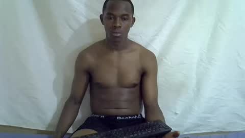 Snapshot of hornybeb36 chatting on 10/29/25, 06:42 hornybeb36 online show from 10/29/25, 06:42