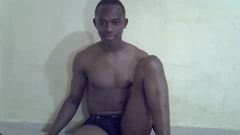 Snapshot of hornybeb36 chatting on 11/04/25, 04:55 hornybeb36 online show from 11/04/25, 04:55