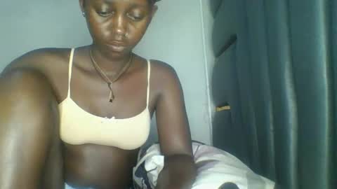 Bella online show from 04/27/26, 06:55