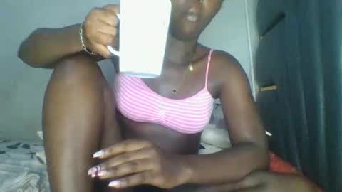 Bella online show from 05/04/26, 08:32