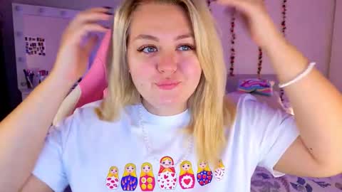 Snapshot of hornycakee chatting on 10/08/25, 09:40 HornyCakee online show from 10/08/25, 09:40