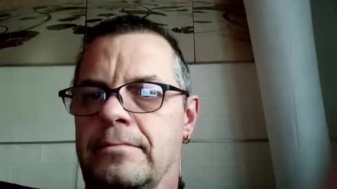 Snapshot of hornycum71 chatting on 12/30/24, 12:09 Thorsten online show from 12/30/24, 12:09