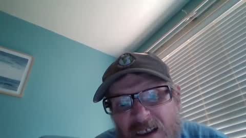 Snapshot of hornyd7711 chatting on 10/04/25, 09:24 hornyd7711 online show from 10/04/25, 09:24