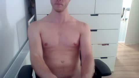 Snapshot of hornydutchmen69 chatting on 06/29/26, 04:29 hornydutchman69 online show from 06/29/26, 04:29