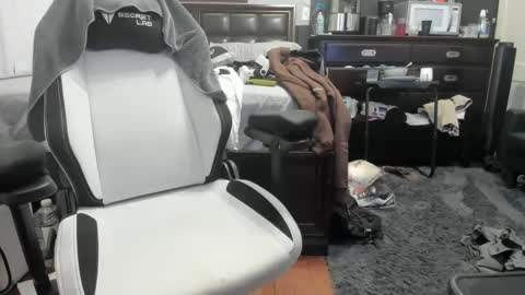 Snapshot of hornygringo123 chatting on 09/27/25, 01:54 HornyGringo online show from 09/27/25, 01:54