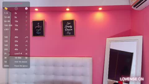 Valentina  online show from 12/20/24, 12:38