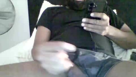 Snapshot of hornyking1978 chatting on 12/30/24, 04:19 hornyking1978 online show from 12/30/24, 04:19