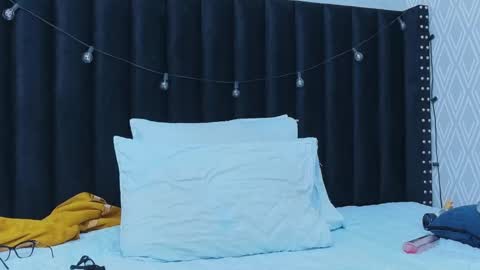 Natasha  online show from 10/13/25, 12:16