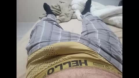 Snapshot of hornyman0605 chatting on 06/05/26, 10:32 hornyman0605 online show from 06/05/26, 10:32