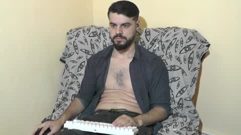 Snapshot of hornymaster93 chatting on 01/01/25, 07:43 hornymaster online show from 01/01/25, 07:43
