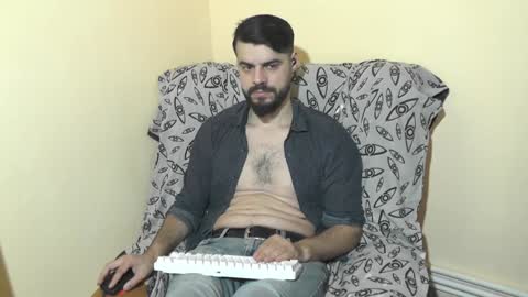 Snapshot of hornymaster93 chatting on 01/02/25, 04:56 hornymaster online show from 01/02/25, 04:56