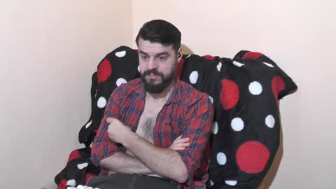 Snapshot of hornymaster93 chatting on 01/28/25, 02:21 hornymaster online show from 01/28/25, 02:21