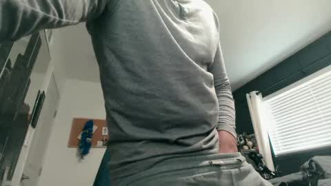 Snapshot of hornyone21x chatting on 12/08/24, 11:19 hornyone21x online show from 12/08/24, 11:19