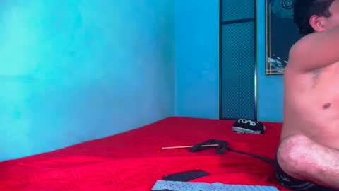 Snapshot of hornyshow1 chatting on 07/14/26, 07:19 hornyshow1 online show from 07/14/26, 07:19