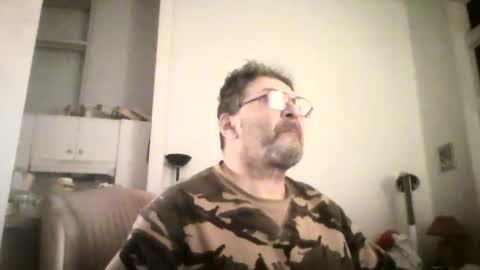 Snapshot of hornysiciliancock712446 chatting on 03/08/25, 10:00 Peter online show from 03/08/25, 10:00