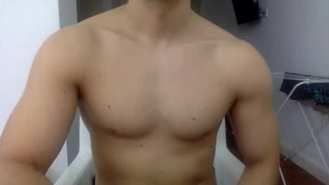Snapshot of hornyspaniard93 chatting on 03/22/26, 02:31 hornyspaniard93 online show from 03/22/26, 02:31