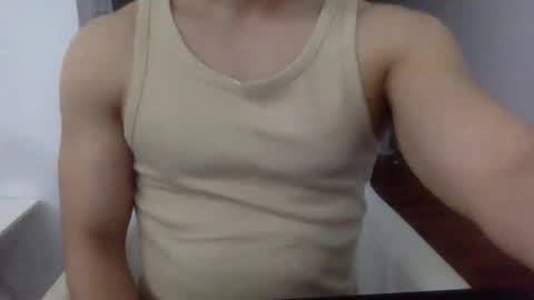 Snapshot of hornyspaniard93 chatting on 04/04/26, 10:40 hornyspaniard93 online show from 04/04/26, 10:40