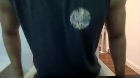 Snapshot of hornyspaniard93 chatting on 04/15/26, 11:27 hornyspaniard93 online show from 04/15/26, 11:27