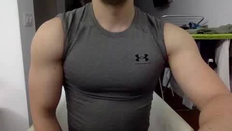 Snapshot of hornyspaniard93 chatting on 06/05/26, 10:26 hornyspaniard93 online show from 06/05/26, 10:26
