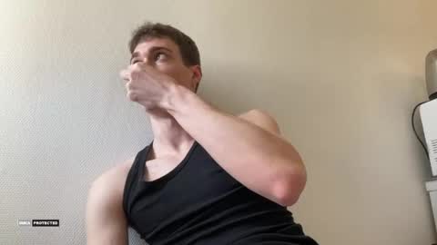 Snapshot of hornytwunk01 chatting on 04/14/26, 11:49 hornytwunk01 online show from 04/14/26, 11:49