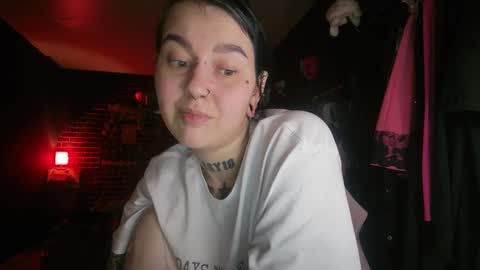 Snapshot of horror_circus chatting on 12/12/24, 05:48 Messalina Horror online show from 12/12/24, 05:48