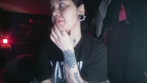 Snapshot of horror_circus chatting on 02/27/25, 09:47 Messalina Horror online show from 02/27/25, 09:47