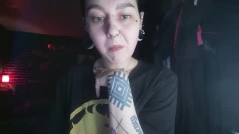 Snapshot of horror_circus chatting on 03/08/25, 04:12 Messalina Horror online show from 03/08/25, 04:12