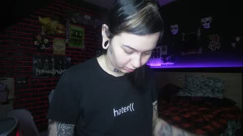 Snapshot of horror_circus chatting on 12/16/25, 08:58 Messalina Horror online show from 12/16/25, 08:58