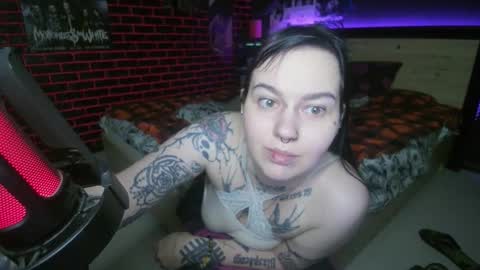 Snapshot of horror_circus chatting on 02/05/26, 11:42 Messalina Horror online show from 02/05/26, 11:42