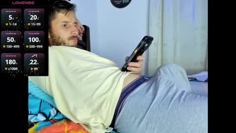 horse_man2 online show from 12/18/25, 01:44