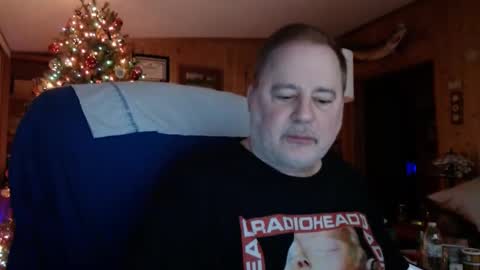 Snapshot of horsebigballs chatting on 01/24/25, 04:48 horsebigballs online show from 01/24/25, 04:48