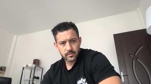 Snapshot of horsechris chatting on 04/20/26, 10:40 Chriss90 online show from 04/20/26, 10:40