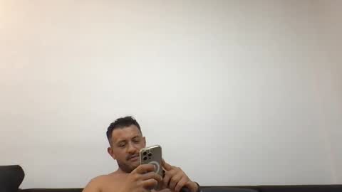 Snapshot of horsechris chatting on 05/06/26, 07:30 Chriss90 online show from 05/06/26, 07:30