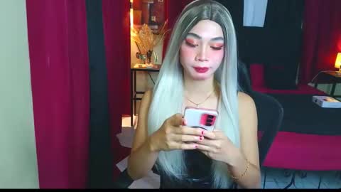 Snapshot of horsecockjanets chatting on 02/16/26, 06:15 horsecockjanets online show from 02/16/26, 06:15