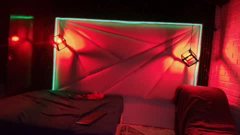 Snapshot of horus_at chatting on 01/16/25, 10:12 horus_at online show from 01/16/25, 10:12