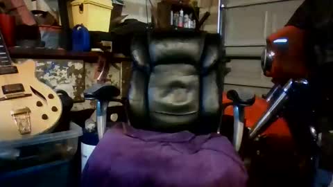 Snapshot of hoss1973_3 chatting on 03/23/26, 03:38 hoss1973_3 online show from 03/23/26, 03:38