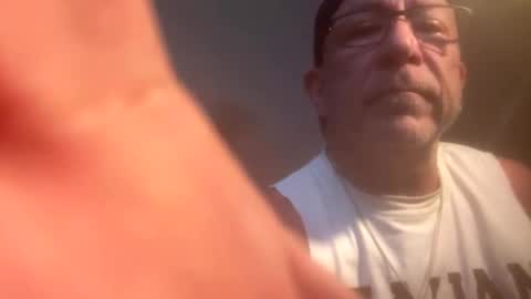 hoss43040 online show from 09/21/25, 09:16