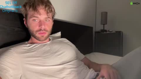 Edward aka Wolf online show from 09/30/25, 10:15