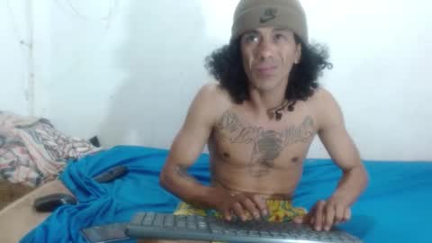 Snapshot of hot_and_complacent chatting on 01/09/26, 01:36 Private open online show from 01/09/26, 01:36