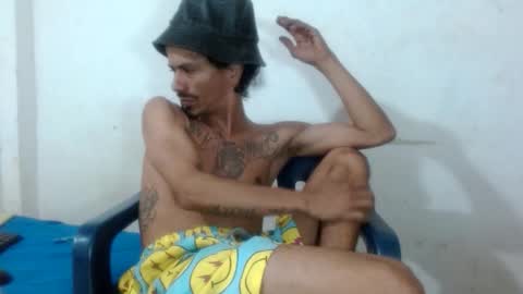 Snapshot of hot_and_complacent chatting on 02/07/26, 01:48 Private open online show from 02/07/26, 01:48