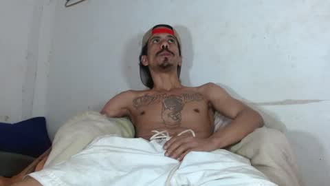 Snapshot of hot_and_complacent chatting on 07/08/26, 09:08 Private open online show from 07/08/26, 09:08