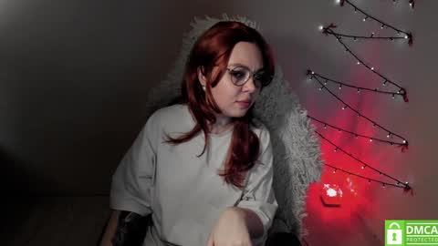 Snapshot of hot_babayaga chatting on 12/18/24, 06:35 online show from 12/18/24, 06:35
