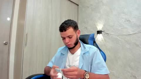 Snapshot of hot_bad_boy69 chatting on 07/05/26, 10:06 hot bad boy69 online show from 07/05/26, 10:06
