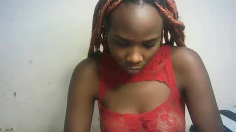 Millie online show from 01/31/25, 04:14