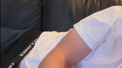 hot_boy_dutch online show from 10/28/25, 08:22